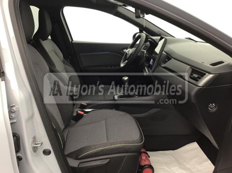 Renault CAPTUR 4 TECHNO