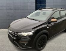Dacia NOUVELLE SANDERO TCE 90 CH CVT EXTREME STEPWAY PCK PLUS AVEC CAMERA AVERTISSEUR D'ANGLES MORTS CONFORT PACK ET SIEGES CHAUFFANTS