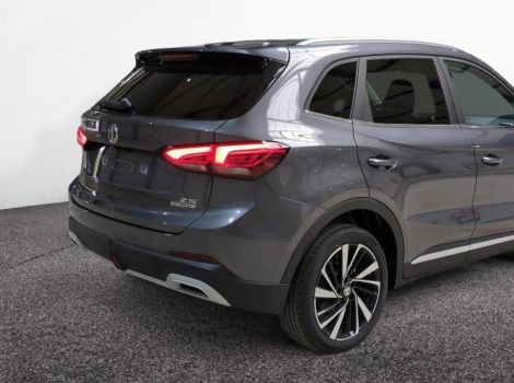 MG ZS 1.5 L HYBRIDAVEC 197 CH BVA LUXURY ET TOIT PANO