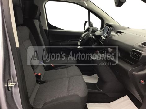 Peugeot PARTNER STANDARD LIGHT 650 KG VAN