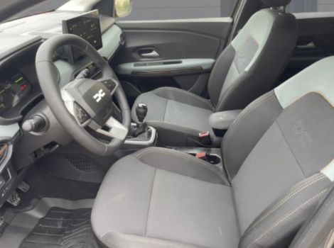 Dacia JOGGER ECO-G 120 CH EXTREME 7 PLACES AVEC PACK CONDUITE CAMERA MULTIVUE EXTENDED GRIP ET PACK HIVER