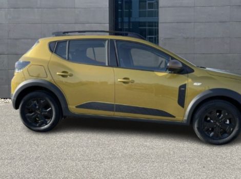 Dacia SANDERO STEPWAY ECO-G 120 CH AUTO EXTREME AVEC CLIM AUTO PACK NAVIGATION PACK CONDUIT ET PACK HIVER