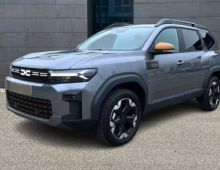 Dacia BIGSTER 4X4 TCE 130 CH MILD HYBRID EXTREME AVEC CAMERA ACCES MAIN LIBRE HAYON ELECTRIQUE PACK HIVER ET TOIT PANORAMIQUE