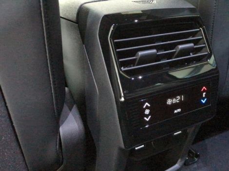 Peugeot 5008 HYBRID 145 BVA E-DCS6 7PL ALLURE SUREQUIPE