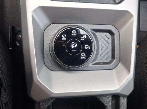 Dacia DUSTER NOUVEAU 4X4 HYBRID-G 150 CH JOURNEY AVEC PACK COLD ET PACK CITY