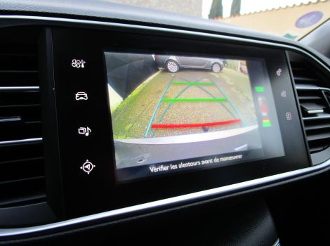 Peugeot 308 110 CH ALLURE GPS AVEC RADARS AVANT/ARRIERE ET CAMERA DE RECUL
