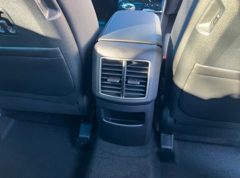 Kia SPORTAGE 1.6 T-GDI 150 CH MHEV DCT7 STYLE PACK AVEC NAVIGATION JANTES ALU 18 TABLEAU DE BORD SUPERVISION 12.3"