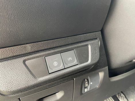 Dacia SANDERO STEPWAY ECO G 120 CH EXPRESSION AVEC CLIMATISATION AUTOMATIQUE ET SIEGES CHAUFFANTS