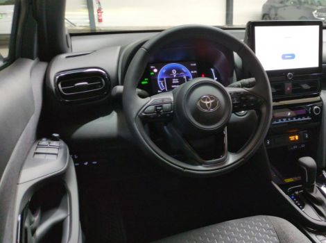 Toyota YARIS CROSS HYBRIDE 130H 2WD BVA DESIGN SUREQUIPE (RADARS AV-AR, SIÈGES CHAUFFANTS, ANGLES MORTS)