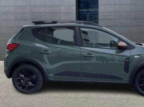 Dacia SANDERO ECO-G 100 CH EXTREME STEPWAY PCK PLUS AVEC CAMERA AVERTISSEUR D'ANGLES MORTS CONFORT PACK ET SIEGES CHAUFFANTS