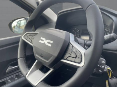 Dacia SANDERO STEPWAY ECO G 120 CH EXPRESSION AVEC CLIMATISATION AUTOMATIQUE ET SIEGES CHAUFFANTS