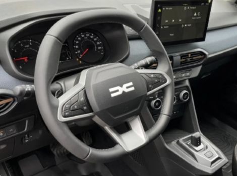 Dacia SANDERO STEPWAY ECO G 120 CH EXPRESSION BOITE AUTOMATIQUE AVEC CLIMATISATION AUTOMATIQUE ET SIEGES CHAUFFANTS