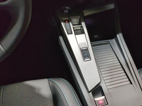 Peugeot 308 HYBRID 145 BVA E-DCS6 ALLURE AVEC PACK ACCESS ET PACK VISION 360