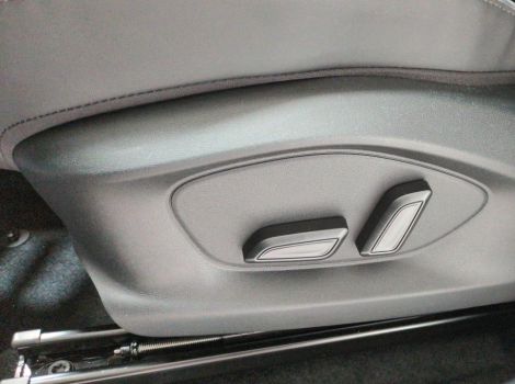 MG ZS 1.5 L HYBRIDAVEC 197 CH BVA LUXURY