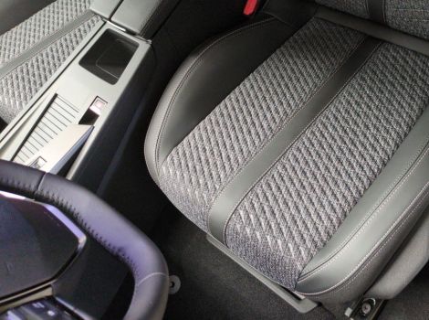 Peugeot 308 NOUVELLE HYBRID 145 BVA E-DCS6 ALLURE AVEC PACK VISION 360