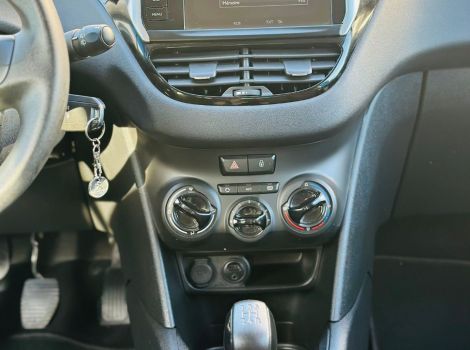 Peugeot 208 82 CH ESSENCE/GPL ORIGINE PEUGEOT ACTIVE AVEC CLIMATISATION ET JANTES ALUMINIUM