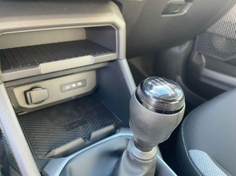 Dacia DUSTER NOUVEAU 4X2 ECO-G 120 CH JOURNEY AVEC CHARGEUR SMARTPHONE INDUCTION