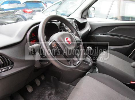 Fiat DOBLO CARGO 1.3 MJT 95 CH CH1 LOUNGE AVEC CLIM
