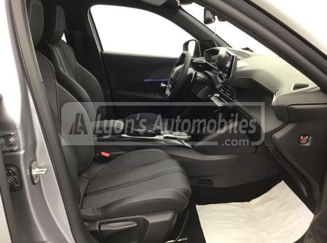 Peugeot 2008 HYBRID 145 GT