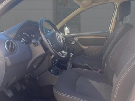 Dacia DUSTER 4X4 1.5 DCI 110 CH PRESTIGE GPS