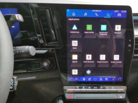 Renault AUSTRAL NOUVEAU FULL HYBRID E-TECH 200 CH BVA TECHNO