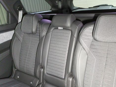 Peugeot 5008 HYBRID 145 CH BVA E-DCS6 7PL GT