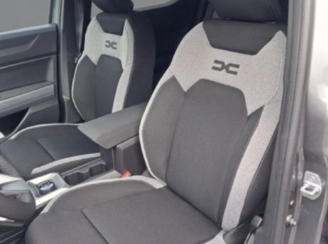 Dacia DUSTER 4X4 HYBRID-G 150 CH 4X4 JOURNEY AVEC PACK COLD ET PACK CITY