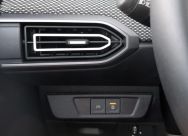 Dacia SANDERO ECO-G 100 CH EXPRESSION AVEC CLIMATISATION AUTOMATIQUE RADAR DE RECUL ET SIEGES CHAUFFANTS