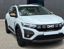 Dacia SANDERO ECO-G 100 CH EXTREME STEPWAY PCK PLUS AVEC CAMERA AVERTISSEUR D'ANGLES MORTS CONFORT PACK ET SIEGES CHAUFFANTS