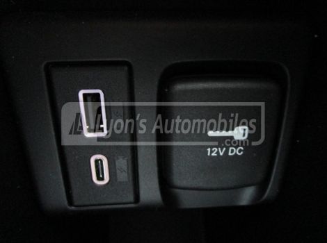 Fiat 500 NOUVELLE 118 CH ICON ÉLECTRIQUE 87 KW BERLINE AUTONOMIE 322 KM