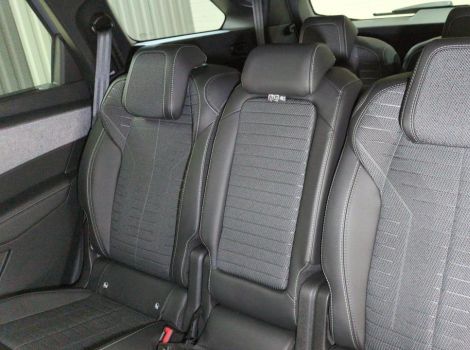 Peugeot 5008 HYBRID 145 BVA E-DCS6 7PL GT
