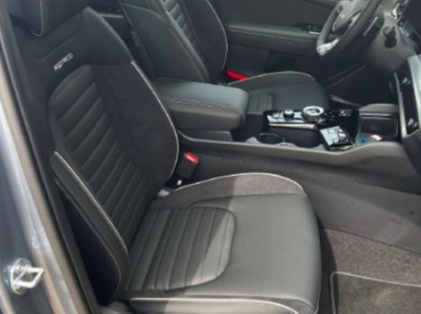 Kia SPORTAGE 1.6 T-GDI 180 CH MHEV GT-LINE PREMIUM DCT7 4WD AVEC SYSTEME AUDIO HARMAN/KARDON TOIT PANO JA19 ET TABLEAU DE BORD SUPERVISION 12.3"