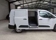 Peugeot PARTNER FOURGON XL DIESEL 130 CH AUTOMATIQUE 3PL SUREQUIPE