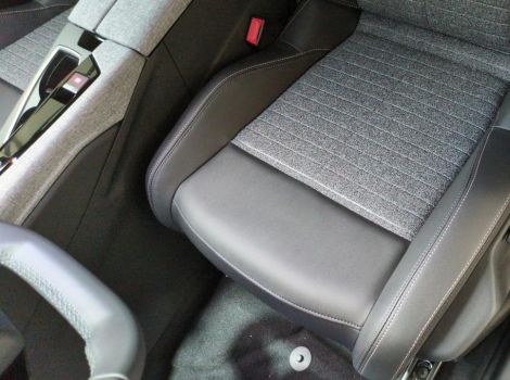 Peugeot 5008 HYBRID 145 BVA E-DCS6 7PL ALLURE SUREQUIPE