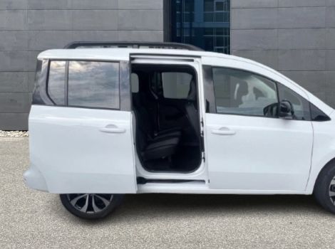 Renault KANGOO NOUVEAU TCE 130 CH TECHNO AUTO AVEC CAMERA DE RECUL ET JANTES ALLIAGE 17