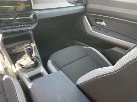 Dacia DUSTER NOUVEAU 4X2 ECO-G 120 CH JOURNEY AVEC PACK COLD PACK CITY ET CHARGEUR SMARTPHONE INDUCTION