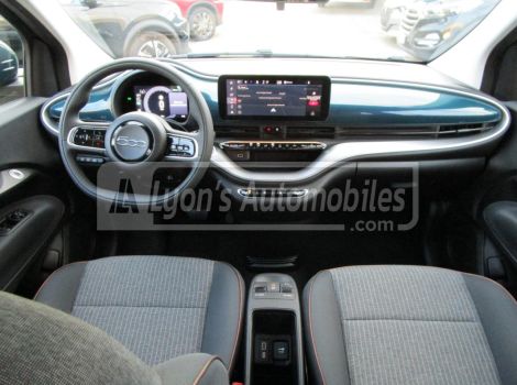 Fiat 500 NOUVELLE 118 CH ICON ÉLECTRIQUE 87 KW BERLINE AUTONOMIE 322 KM