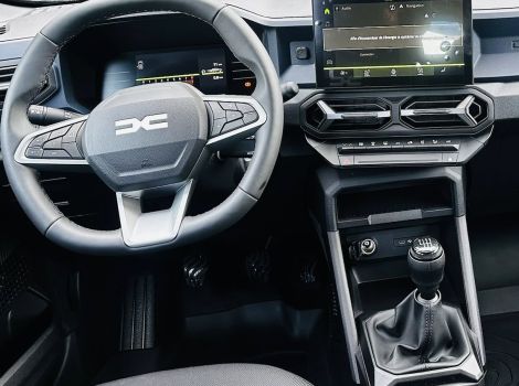 Dacia DUSTER NOUVEAU 4X2 ECO-G 100 CH EXPRESSION AVEC PACK COLD
