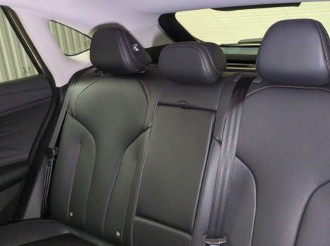 MG EHS 1.5 HYBRIDAVEC 224 CH BVA LUXURY