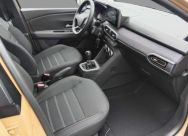 Dacia SANDERO ECO-G 100 CH EXTREME STEPWAY PCK PLUS AVEC CAMERA AVERTISSEUR D'ANGLES MORTS CONFORT PACK ET SIEGES CHAUFFANTS