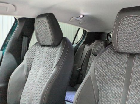 Peugeot 308 NOUVELLE HYBRID 145 BVA E-DCS6 ALLURE AVEC PACK VISION 360 ET PACK CONFORT ET PACK ACCESS