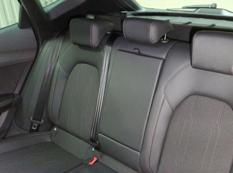 Cupra FORMENTOR NOUVEAU 1.5 ETSI HYBRID 150 CH BVA DSG7 V AVEC ATTELAGE ET SIEGES CHAUFFANTS