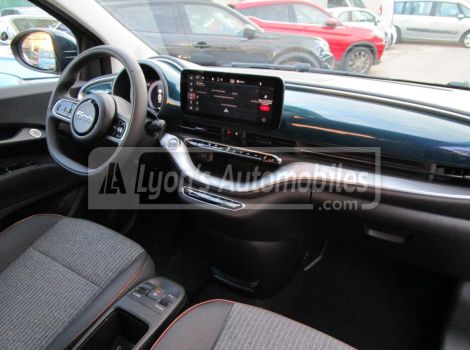 Fiat 500 NOUVELLE 118 CH ICON ÉLECTRIQUE 87 KW BERLINE AUTONOMIE 322 KM